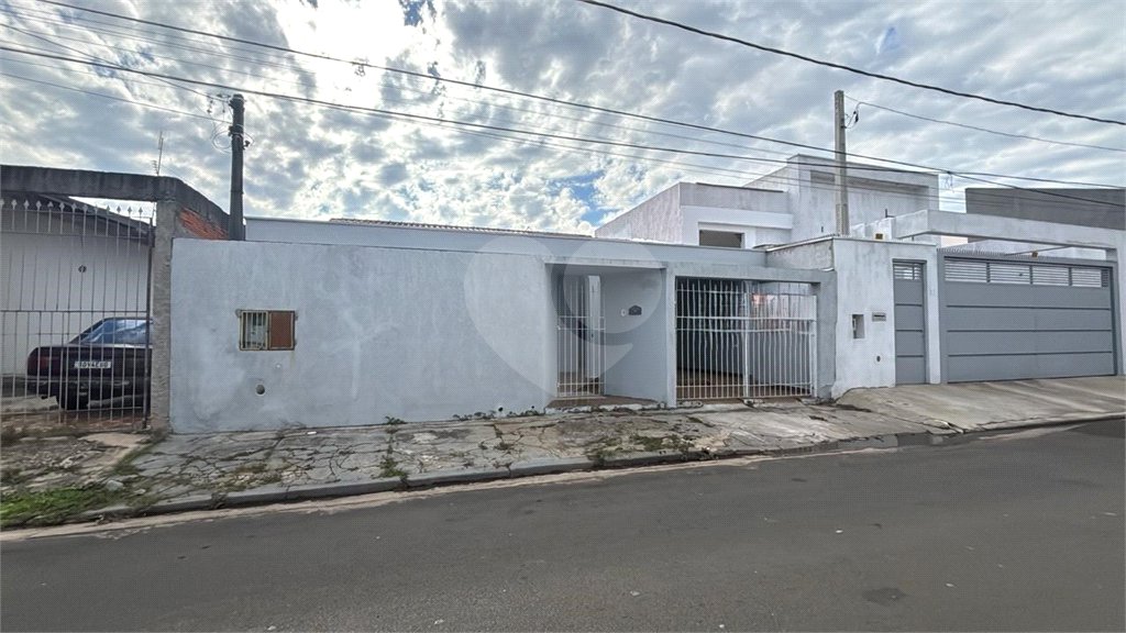 Casa à venda com 3 quartos em Vila Costa e Silva, Indaiatuba, SP