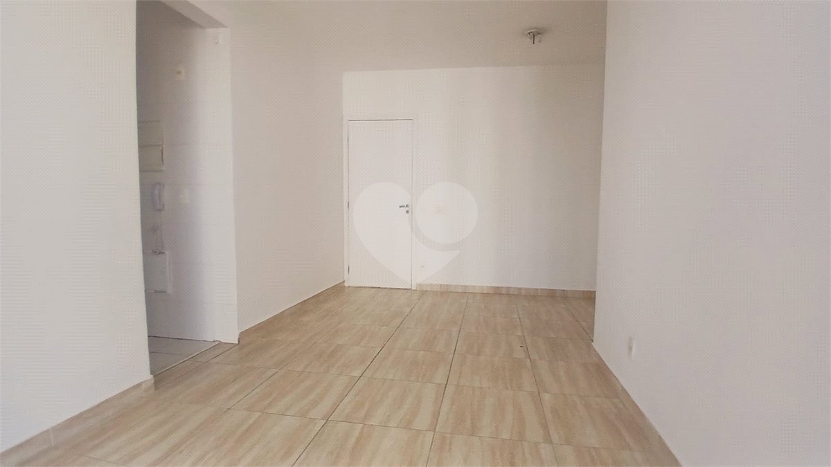Apartamento para alugar com 2 quartos, sendo 1 suíte, em Vila Anastácio, São Paulo, SP