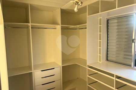 Casa à venda com 2 quartos no condomínio Altos do Boa Vista, São Roque - SP