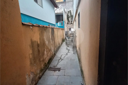 Sobrado à venda com 3 quartos, sendo 1 suíte, em Jardim Helga, São Paulo, SP