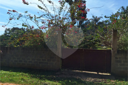 Chácara à venda ou para alugar com 3 quartos, sendo 1 suíte,  em Parque Residencial Itapeti, Mogi das Cruzes, SP