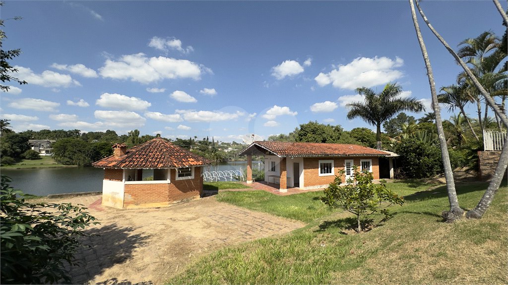 Casa à venda ou para alugar com 3 suítes no condomínio Acmti - Colinas do Mosteiro, Terras de Itaici e Recanto dos Pássaros, Indaiatuba - SP