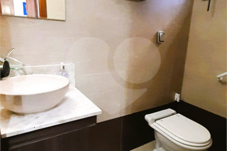 Sobrado à venda com 3 quartos, sendo 1 suíte, em Jardim Prudência, São Paulo, SP