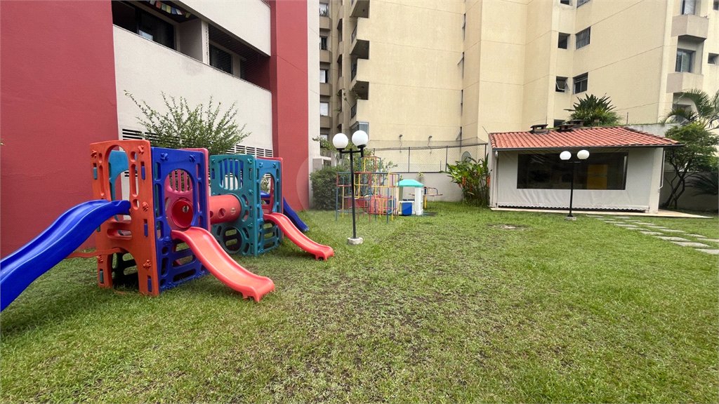 Cobertura à venda com 3 quartos, sendo 2 suítes,  em Vila Ipojuca, São Paulo, SP