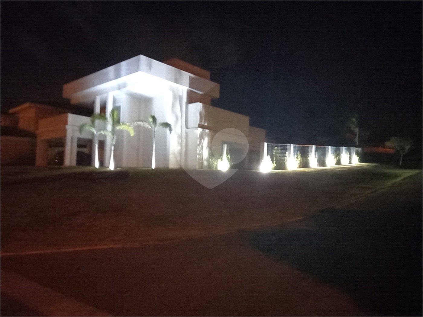 Casa à venda com 3 suítes no condomínio Village Ipanema, Araçoiaba da Serra - SP