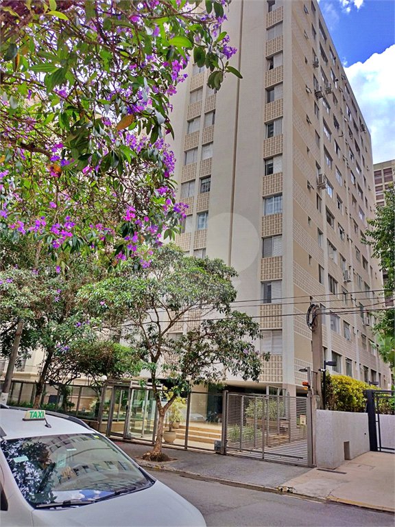 Apartamento à venda ou para alugar com 3 quartos, sendo 1 suíte, em Itaim Bibi, São Paulo, SP