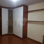 Sobrado à venda com 3 quartos, sendo 1 suíte, em Jardim Valéria, Guarulhos, SP