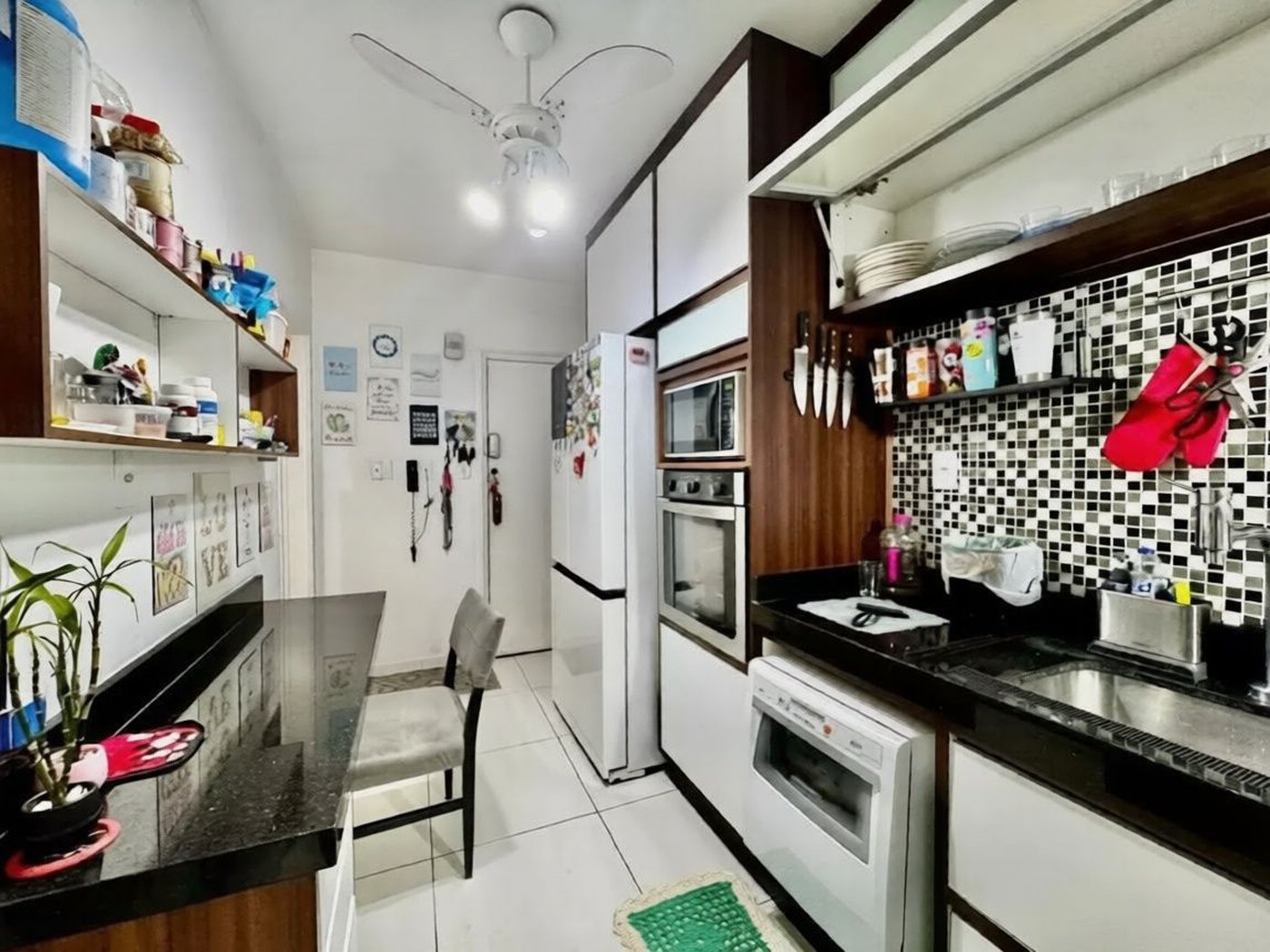 Apartamento com 2 dormitórios à venda, 107 m² por R$ 830.000,00 - Ponta da Praia - Santos/SP