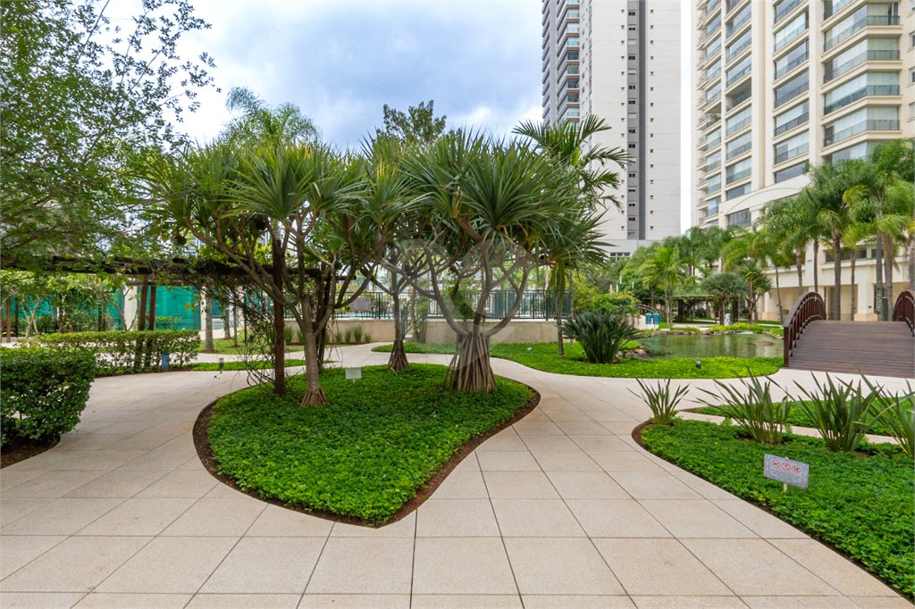 Apartamento à venda com 3 suítes em Brooklin, São Paulo, SP