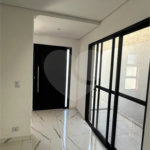 Sobrado à venda ou para alugar com 3 quartos, sendo 1 suíte, em Jardim dos Pinheiros, Atibaia, SP
