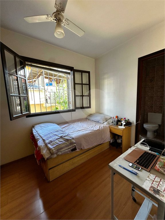 Sobrado à venda com 3 quartos, sendo 1 suíte, em Jardim Monte Kemel, São Paulo, SP