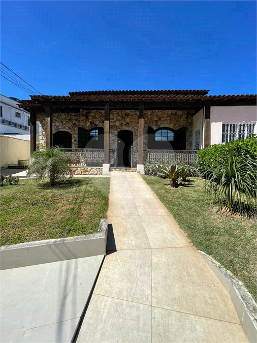Casa Térrea à venda com 5 quartos, sendo 2 suítes, em Campo Grande, Rio de Janeiro, RJ