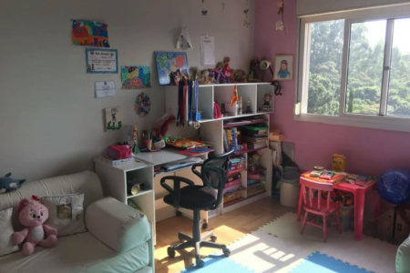 Casa à venda com 5 quartos, sendo 4 suítes, no condomínio Jardim Vitória Régia, São Paulo - SP