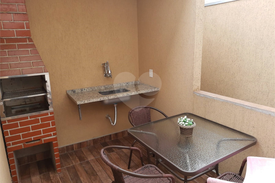 Casa à venda com 2 quartos no condomínio Vila Dionisia, São Paulo - SP