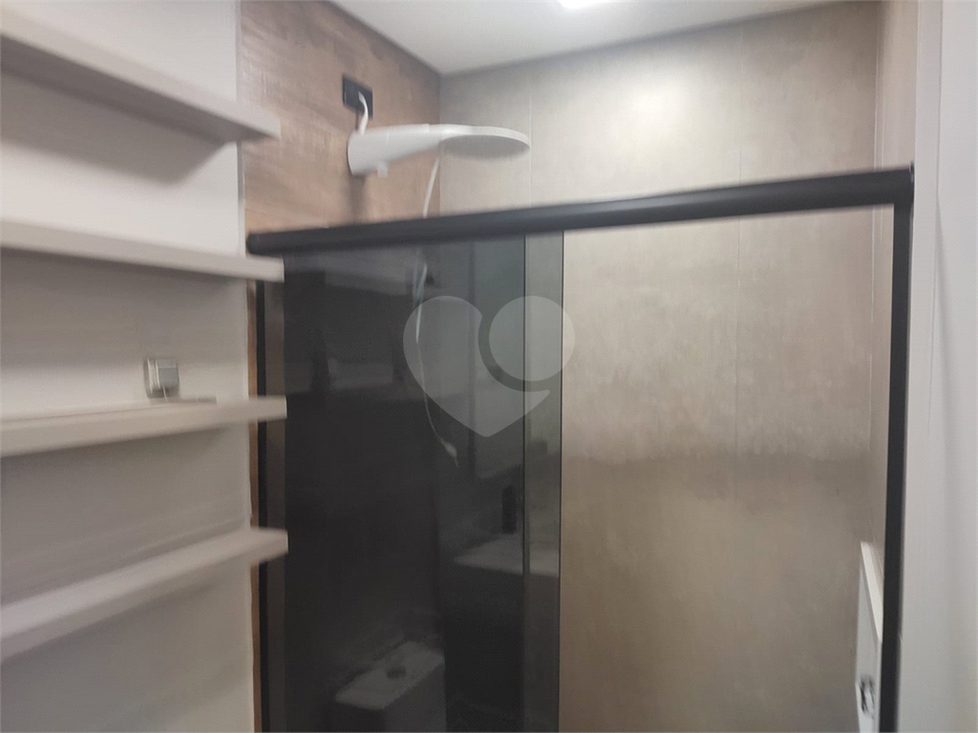 Casa à venda com 2 suítes no condomínio Vue 26, Atibaia - SP