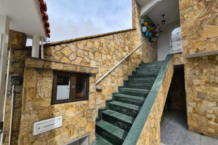 Casa à venda com 3 quartos, sendo 1 suíte,  em Jardim Rosa de Franca, Guarulhos, SP
