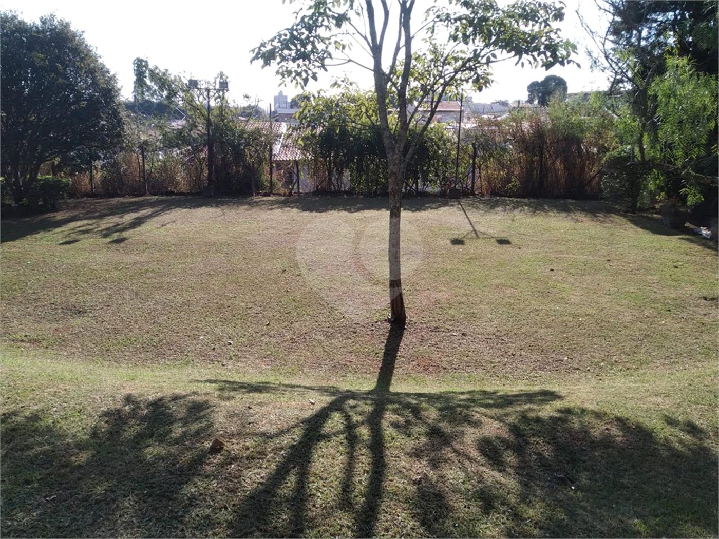 Terreno com 1.217m² A VENDA