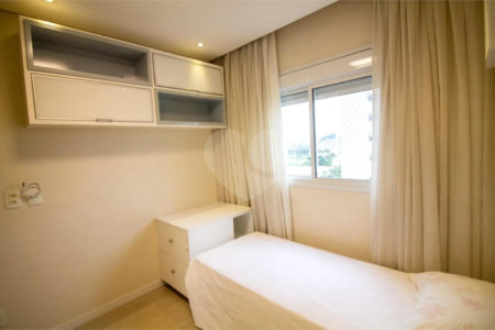 Apartamento à venda com 3 suítes em Jardim Dom Bosco, São Paulo, SP