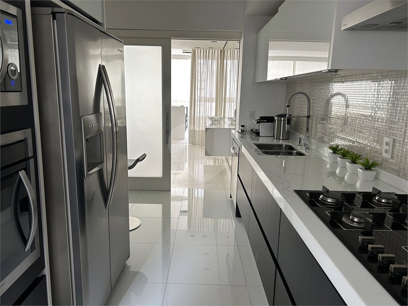Apartamento à venda ou para alugar com 2 suítes em Água Branca, São Paulo, SP