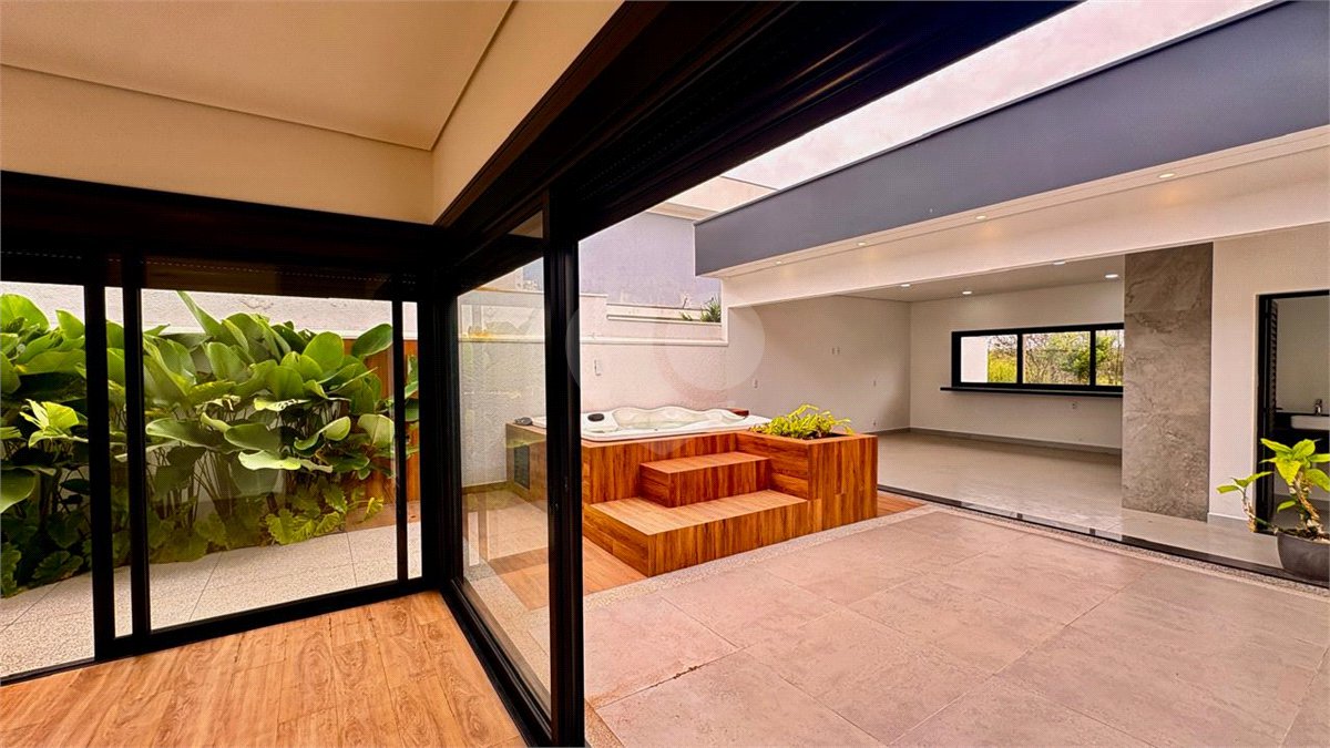 Casa à venda com 3 suítes no condomínio Campos do Conde I e II, Sorocaba - SP