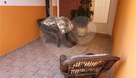 Casa à venda com 5 quartos, sendo 1 suíte,  em Vila Hortência, Sorocaba, SP