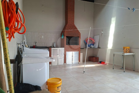 Casa Térrea à venda com 2 quartos, sendo 1 suíte, em Vila Nova Itapetininga, Itapetininga, SP