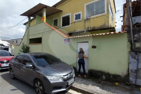 Sobrado à venda com 1 quarto em Campo Grande, Rio de Janeiro, RJ