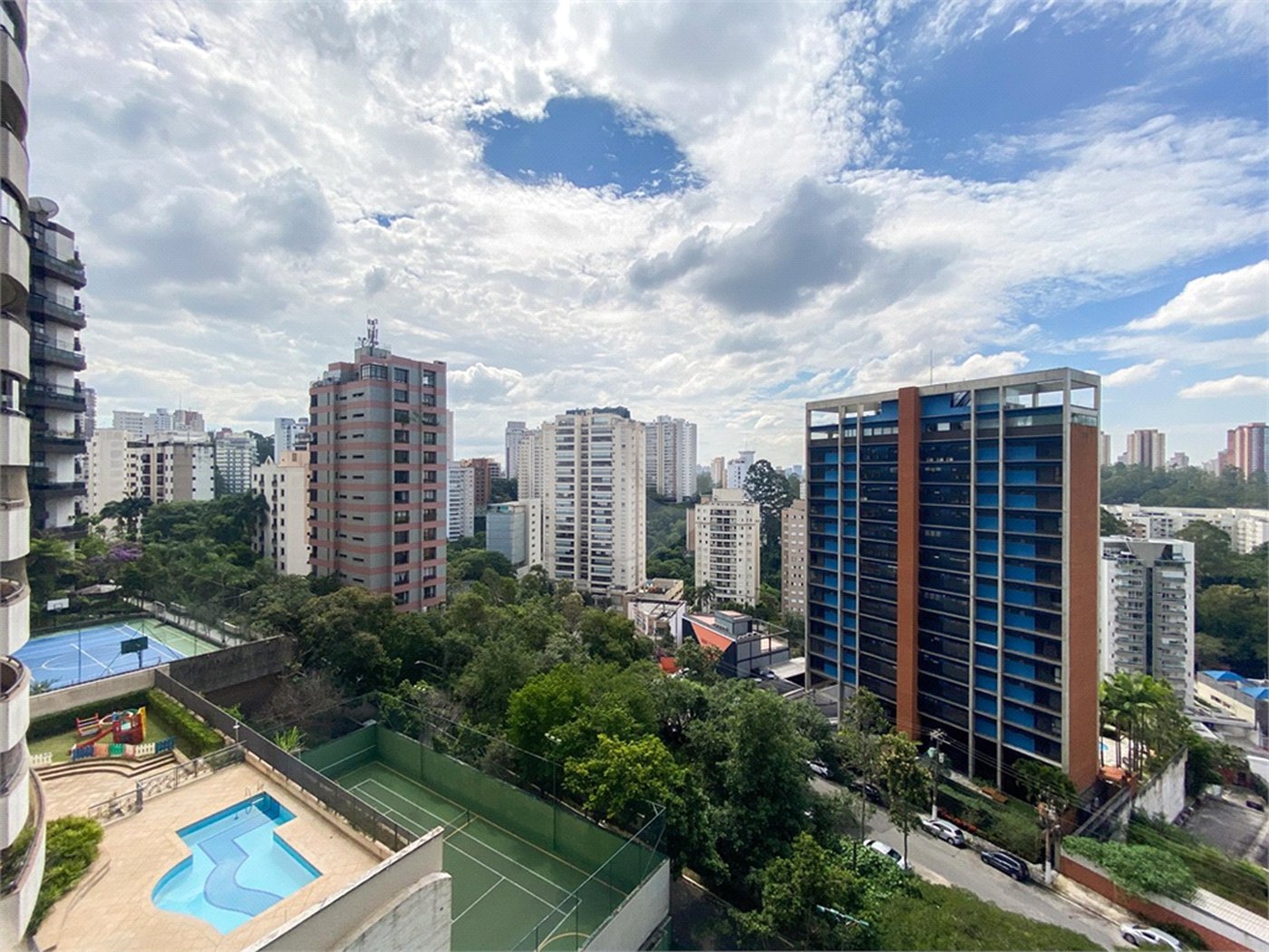 Apartamento à venda ou para alugar com 4 suítes em Vila Andrade, São Paulo, SP