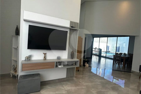 Casa à venda com 2 quartos, sendo 1 suíte,  no condomínio Residencial Parque Imperial, Salto - SP