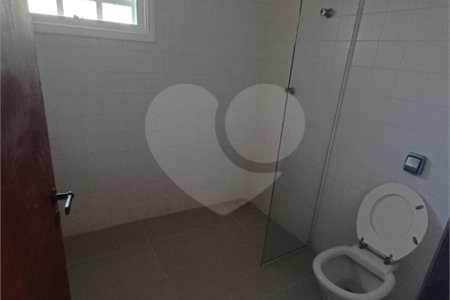 Casa à venda ou para alugar com 5 quartos, sendo 2 suítes, no condomínio Fazenda São Joaquim, Vinhedo - SP