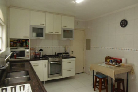 Sobrado à venda com 3 suítes em Lar São Paulo, São Paulo, SP