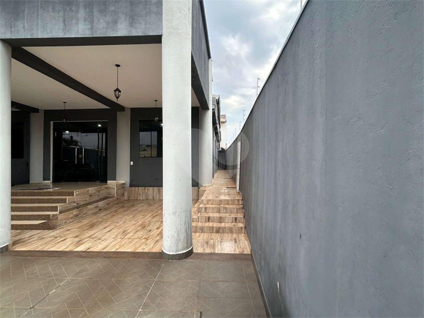 Casa à venda com 4 suítes em Jardim Ipanema, Ponta Porã, MS