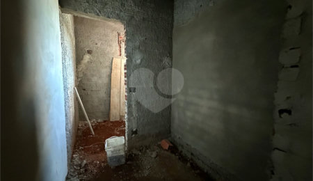 Casa à venda com 3 quartos, sendo 1 suíte, no condomínio Lago dos Ipês, Itapetininga - SP