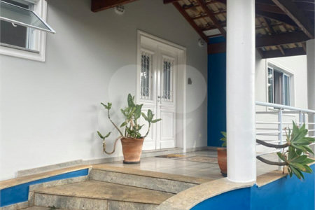 Casa à venda com 5 quartos, sendo 3 suítes, no condomínio Zuleika Jabour, Salto - SP