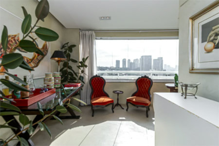 Apartamento à venda com 4 quartos, sendo 3 suítes,  em Real Parque, São Paulo, SP