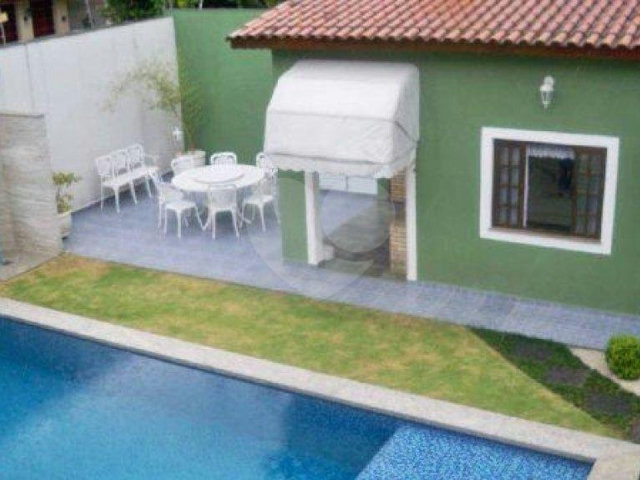 Sobrado à venda com 4 quartos, sendo 3 suítes,  em Tremembé, São Paulo, SP