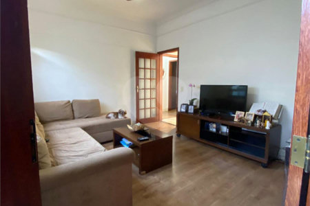 Casa à venda com 2 quartos, sendo 1 suíte, em Vila Visaltino Gomes, Itapetininga, SP