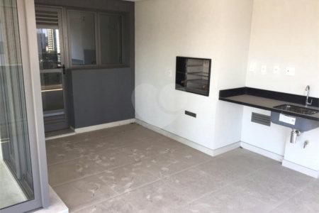Apartamento à venda com 3 suítes em Campo Belo, São Paulo, SP