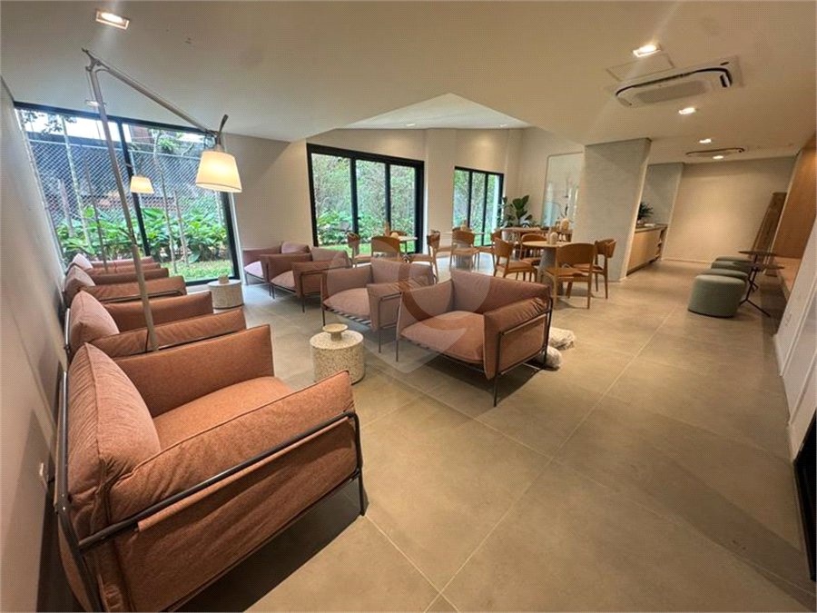 Apartamento à venda com 3 suítes em Vila Clementino, São Paulo, SP