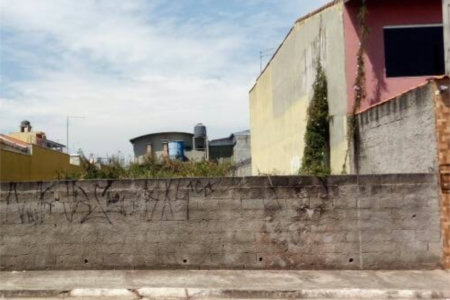 Terreno à venda em Vila Urupês, Suzano, SP