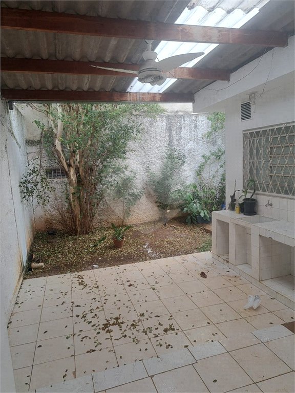 Casa à venda com 2 quartos, sendo 1 suíte,  em Indianópolis, São Paulo, SP