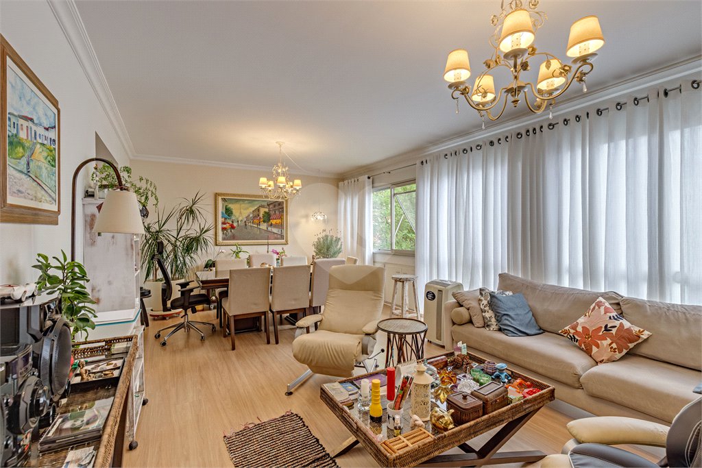 Apartamento à venda com 4 quartos, sendo 2 suítes, em Jardim Marajoara, São Paulo, SP