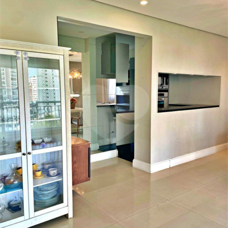 Apartamento à venda com 3 suítes em Jardim Ampliação, São Paulo, SP