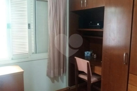 Sobrado à venda com 4 quartos, sendo 1 suíte,  em Santa Teresinha, São Paulo, SP