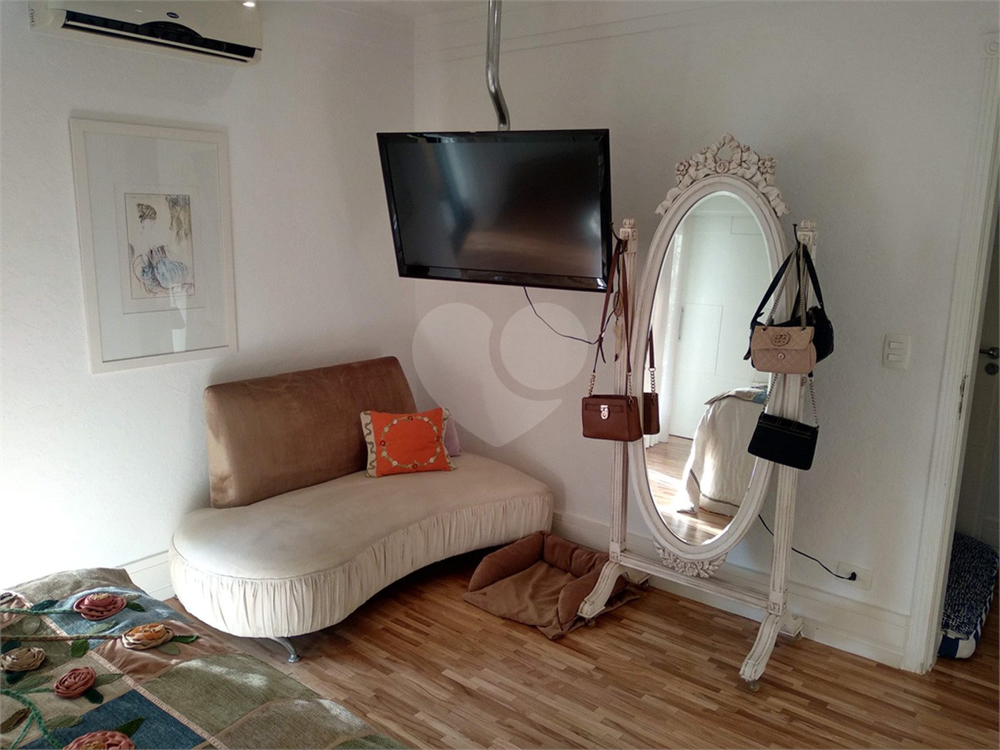 Apartamento à venda com 4 suítes em Jardim Marajoara, São Paulo, SP