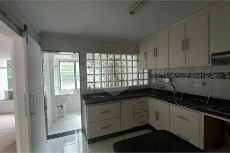 Apartamento à venda com 3 quartos, sendo 1 suíte,  em Vila Andrade, São Paulo, SP