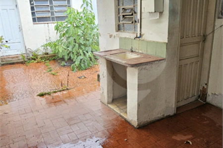 Casa à venda com 2 quartos no Centro, Salto, SP
