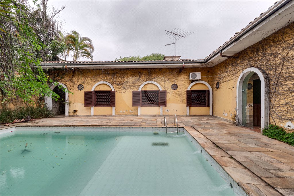 Casa Térrea à venda com 4 quartos, sendo 2 suítes, em Brooklin Velho, São Paulo, SP