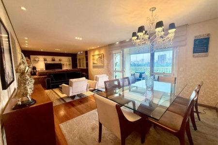 Apartamento à venda com 3 suítes em Campo Grande, São Paulo, SP