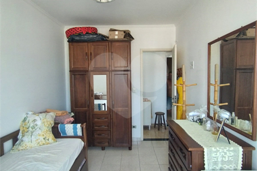 Apartamento à venda com 2 quartos, sendo 1 suíte, em Campo Aviação, Praia Grande, SP